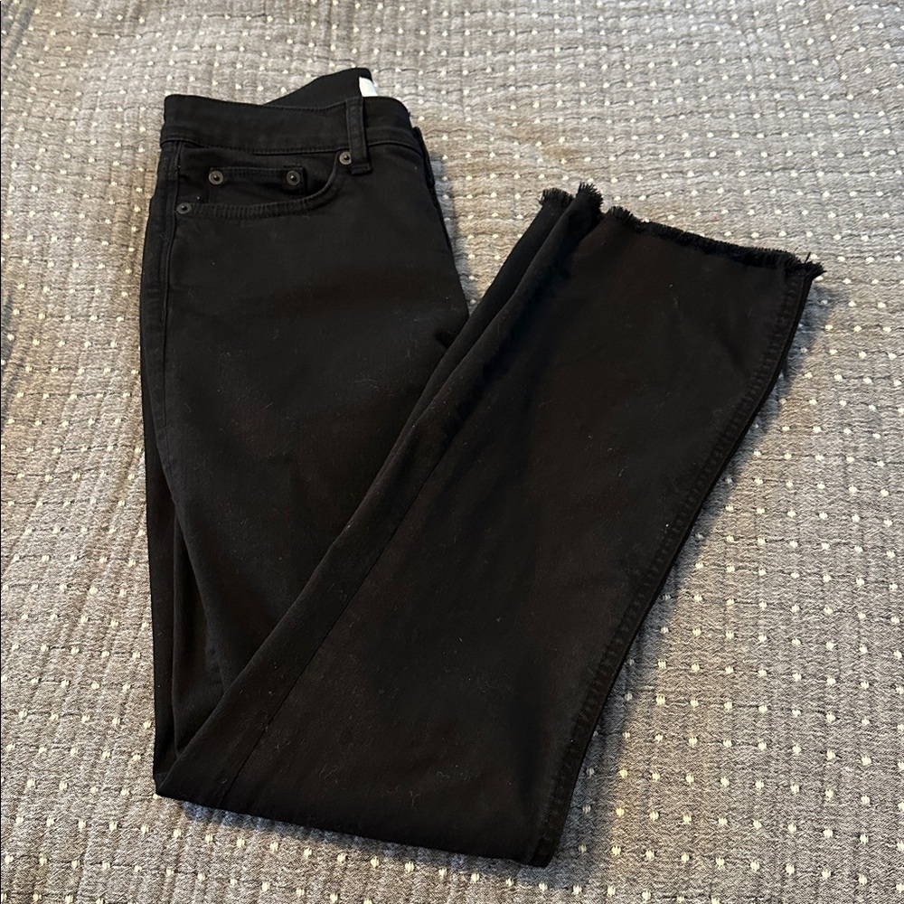 Vineyard Vines Jamie Kick Flare Black Denim Jeans with Frayed Hem, Size 25